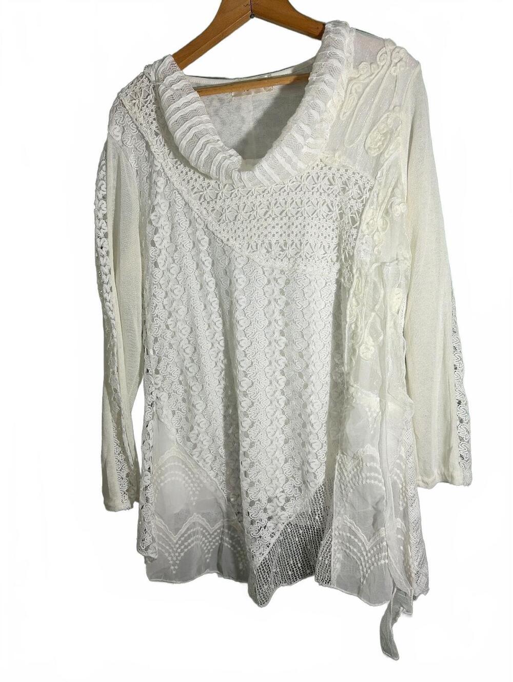 Simply Couture White Lace Long Sleeve Blouse Medium